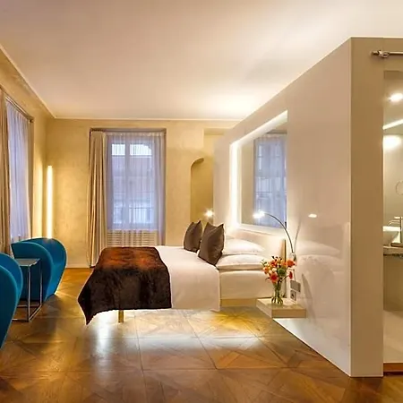 Three Storks Hotel 5*