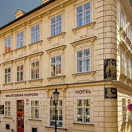 Three Storks Hotel