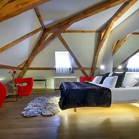 Three Storks Hotel 5*