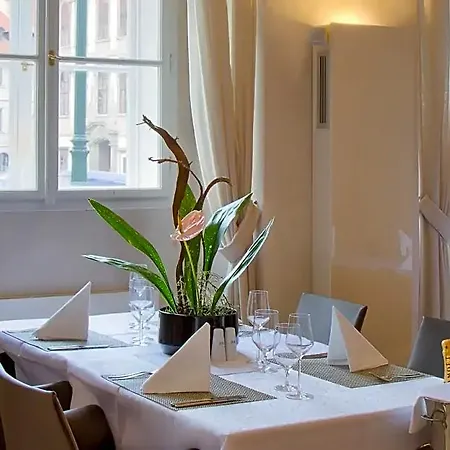 Three Storks Hotel