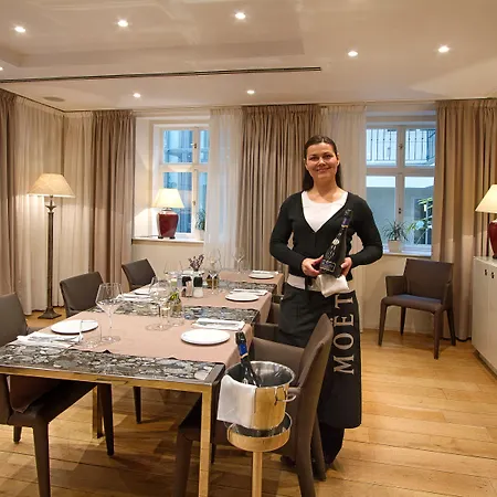 Three Storks 5* Praag